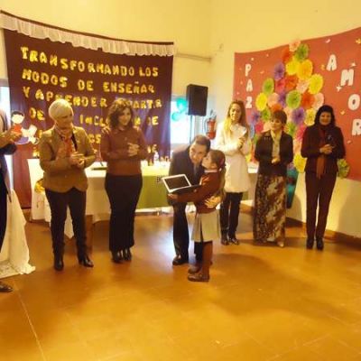 Entregaron 500 computadoras para alumnos del Primer Grado en Capital