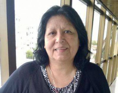 Eva Moyano, �tendr� licencia para conducir camiones?; no saca el pie del acelerador