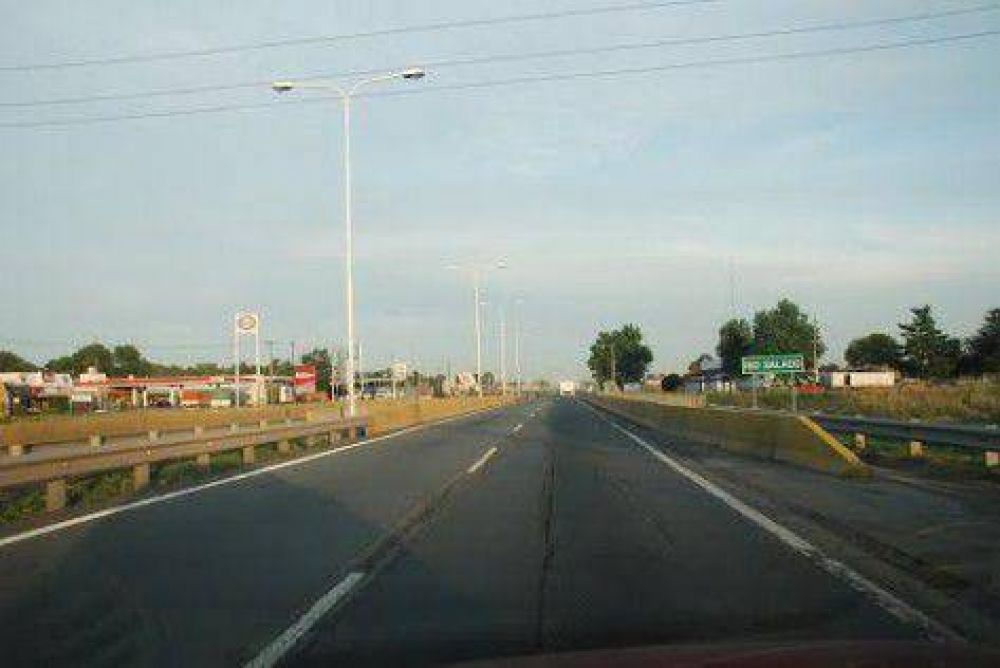 Cae un ni�o al R�o Salado y es rescatado