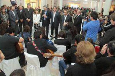  Rawson: inauguran un espacio braile en Biblioteca	