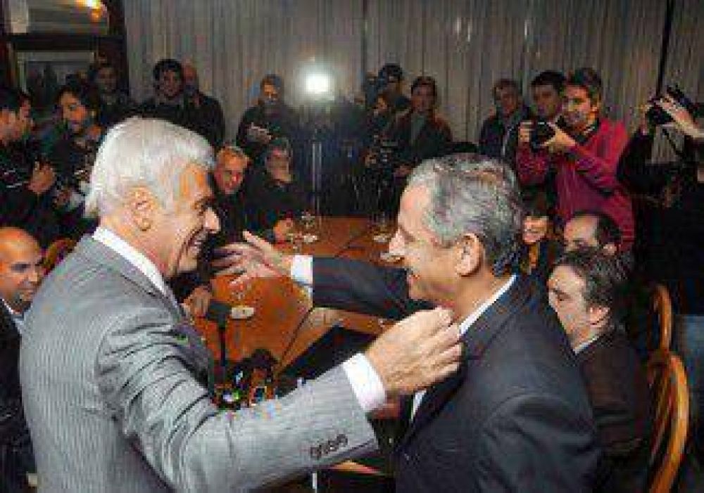 De la Sota vino en busca de negocios petroleros 