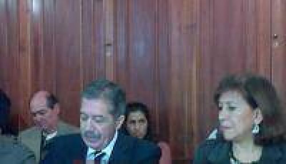 Plantean fortalecer el desarrollo de comunidades campesinas