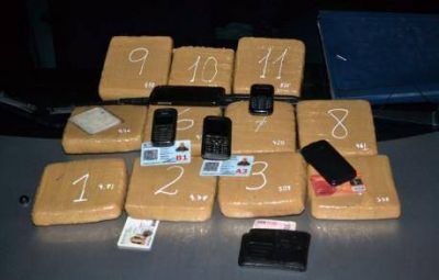 Dos detenidos con 11 ladrillos de marihuana