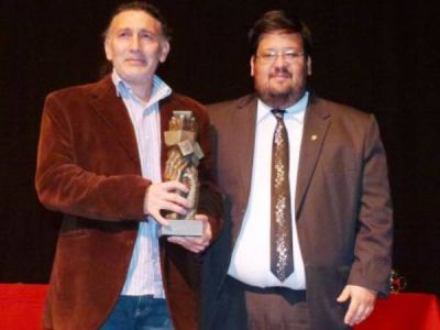El premio Polo Godoy Rojo 2014 fue para Javier Bautista