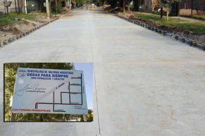 Est�n en la etapa final las 14 nuevas cuadras de asfalto en Grand Bourg