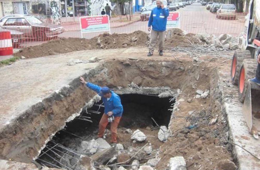 San Isidro construye una boca de acceso en el conducto Uruguay