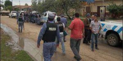 La Polic�a aprehendi� a cuatro personas al tiempo que secuestr� armas y drogas