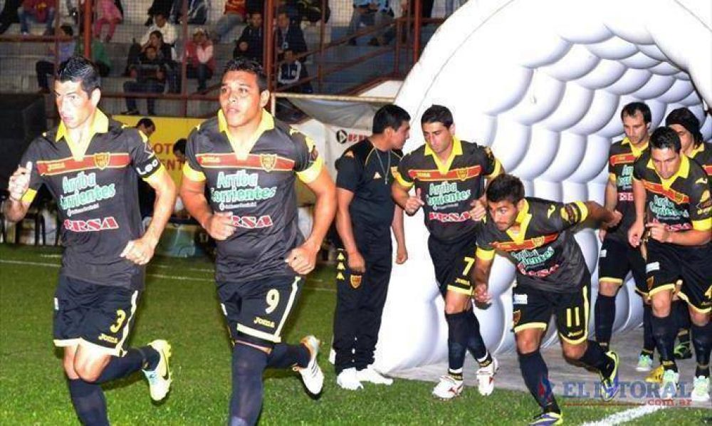 Boca Unidos quiere seguir en ganador frente al complicado Almirante Brown