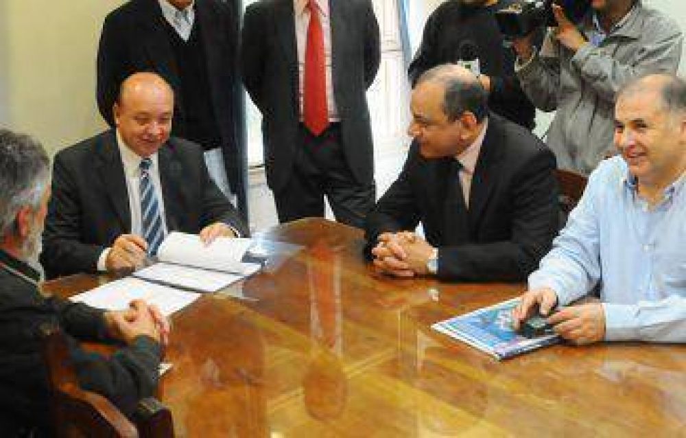 Chaquires asumi� como nuevo presidente de Ecom Chaco