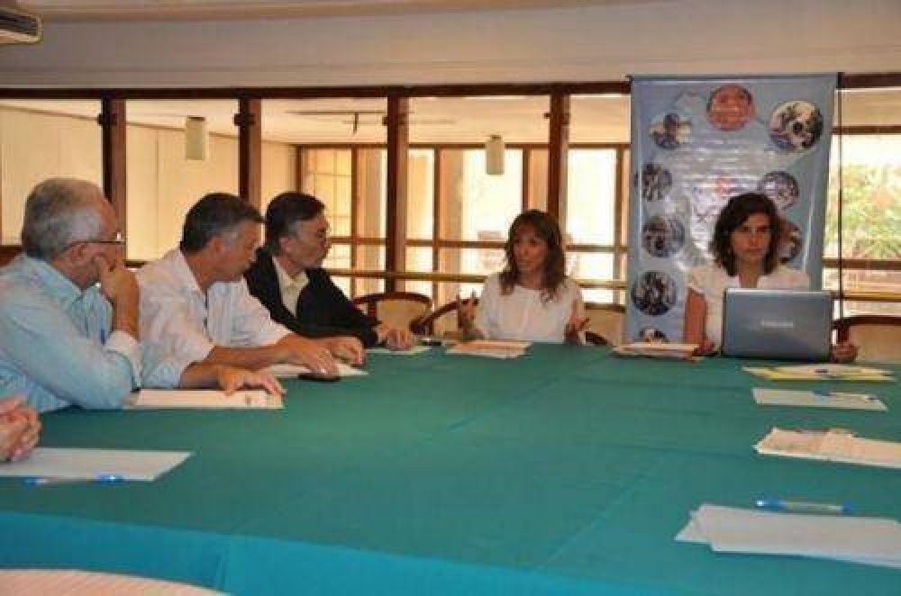 Articular�n medidas de prevenci�n de salud bucodental entre Misiones y la Naci�n
