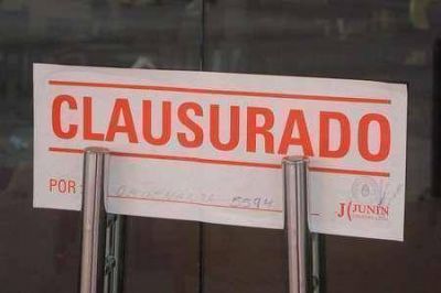 Clausuraron un Super Chino por vender bebidas alcoh�licas a un menor