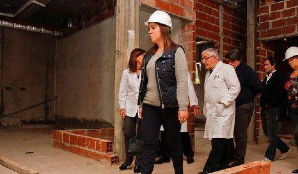 Vidal supervis� las obras del Hospital Penna