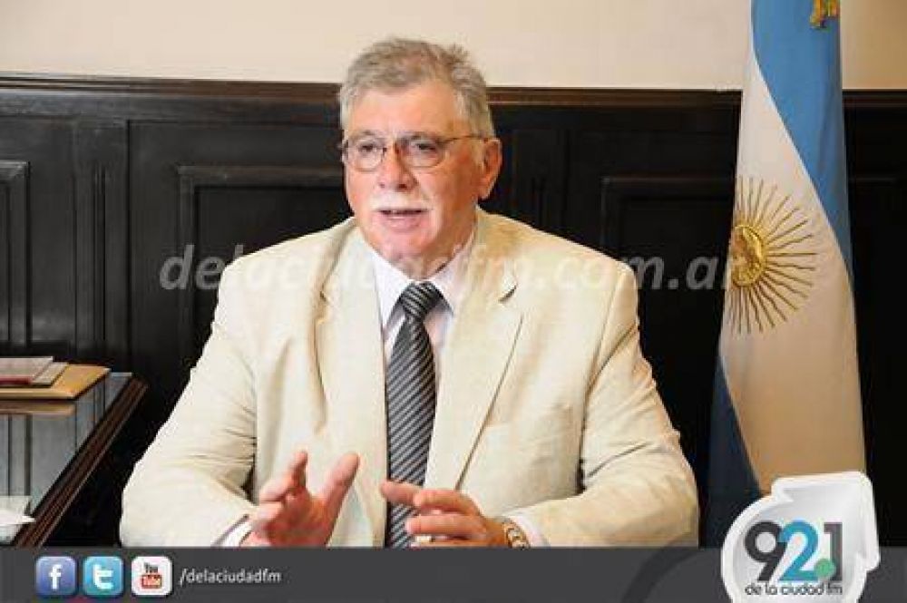 El Senador Horacio L�pez le apunt� a la Provincia por el estado del Hospital Penna