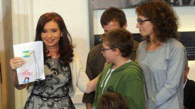 Cristina Kirchner anunci� la licitaci�n para construir 3.800 viviendas en la Ciudad