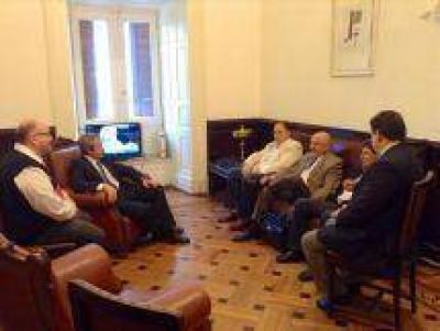 Intendentes entrerrianos se alinearon con Cobos