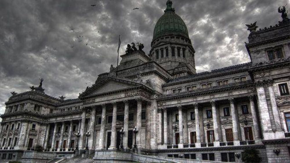 La UCR insiste con crear una 
