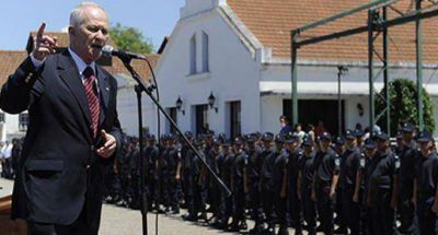 Prometen controlar las Fuerzas Policiales