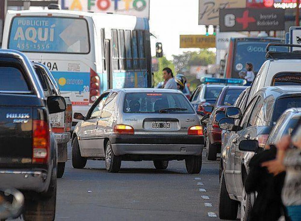 Debutan los cambios en el tr�nsito del micro y macrocentro bahiense