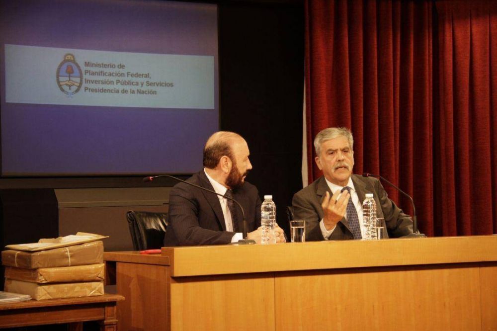 De Vido elogi� a Infr�n por su lucha por el gasoducto y la integraci�n el�ctrica