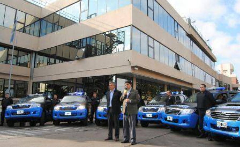 Vicente L�pez ampli� la flota de Patrullas Municipales 