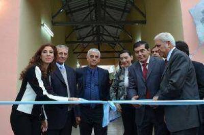 Claudia Zamora habilit� anexo escolar y anunci� plan de viviendas