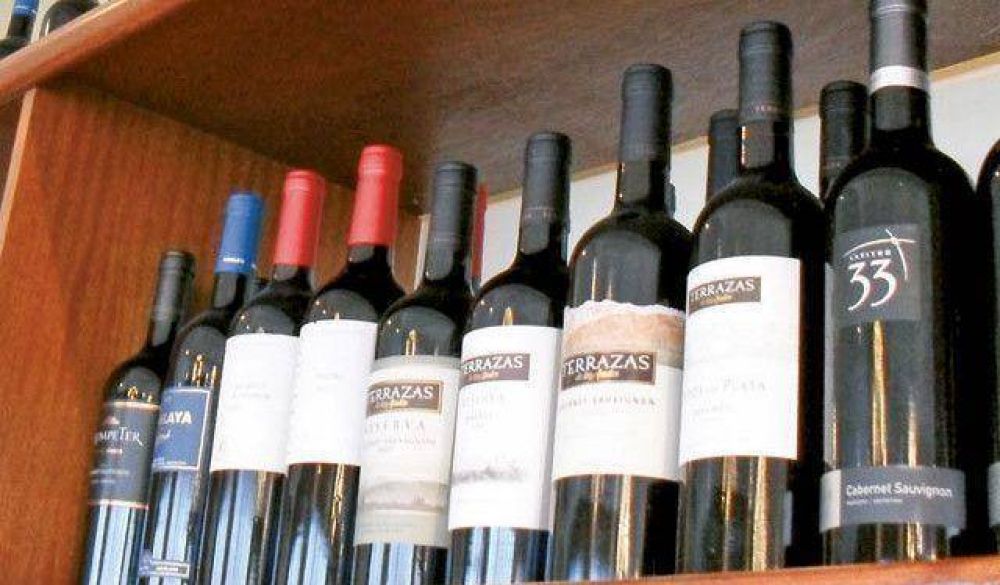 Vi�ateros dieron el primer paso para defender el precio de la uva y el vino
