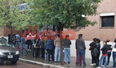 El aumento en las asignaciones beneficia a 215 mil santiague�os