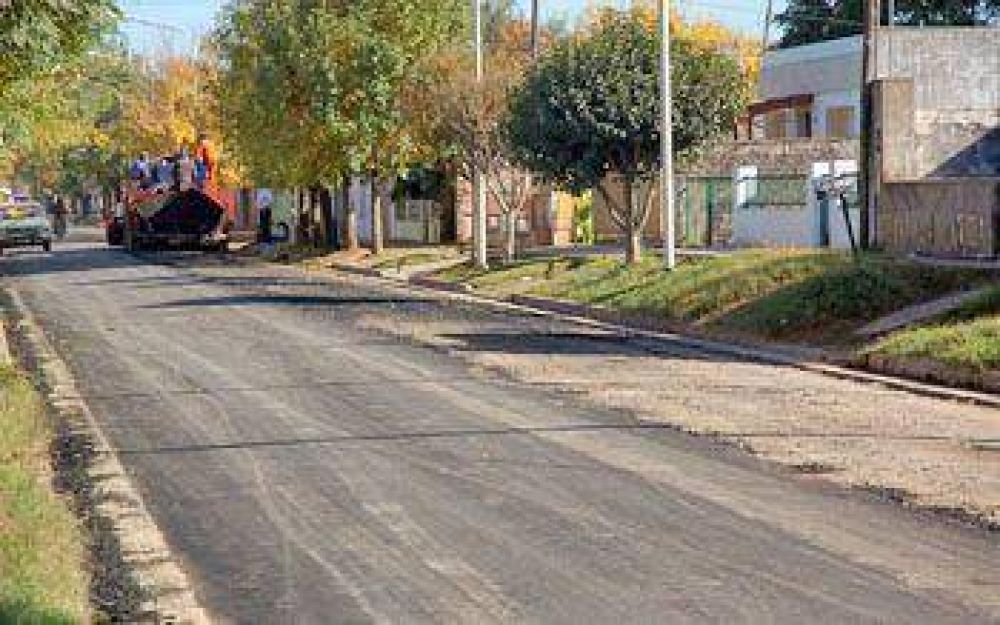 Obras P�blicas programa la puesta en marcha del plan de pavimentaci�n de calles en nuestra ciudad