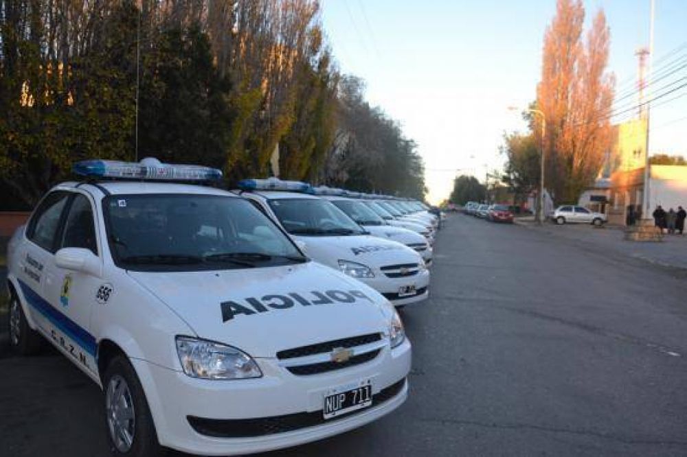 Se entregaron patrulleros para el interior provincial