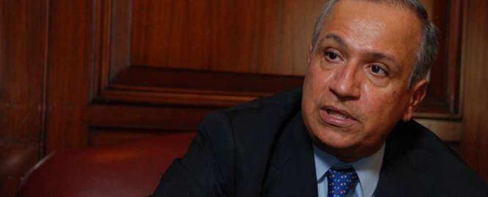 �Los tribunales penales deben estar sustra�dos de la lucha pol�tica