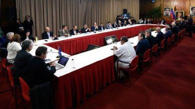 La oposici�n de Venezuela juega ante la Unasur la �ltima carta del di�logo pol�tico