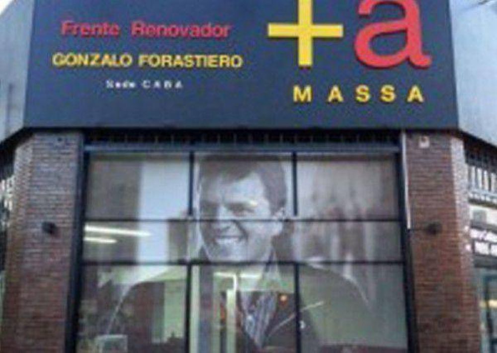 En el massismo porte�o destacan: �Oca�a es una gran dirigente�