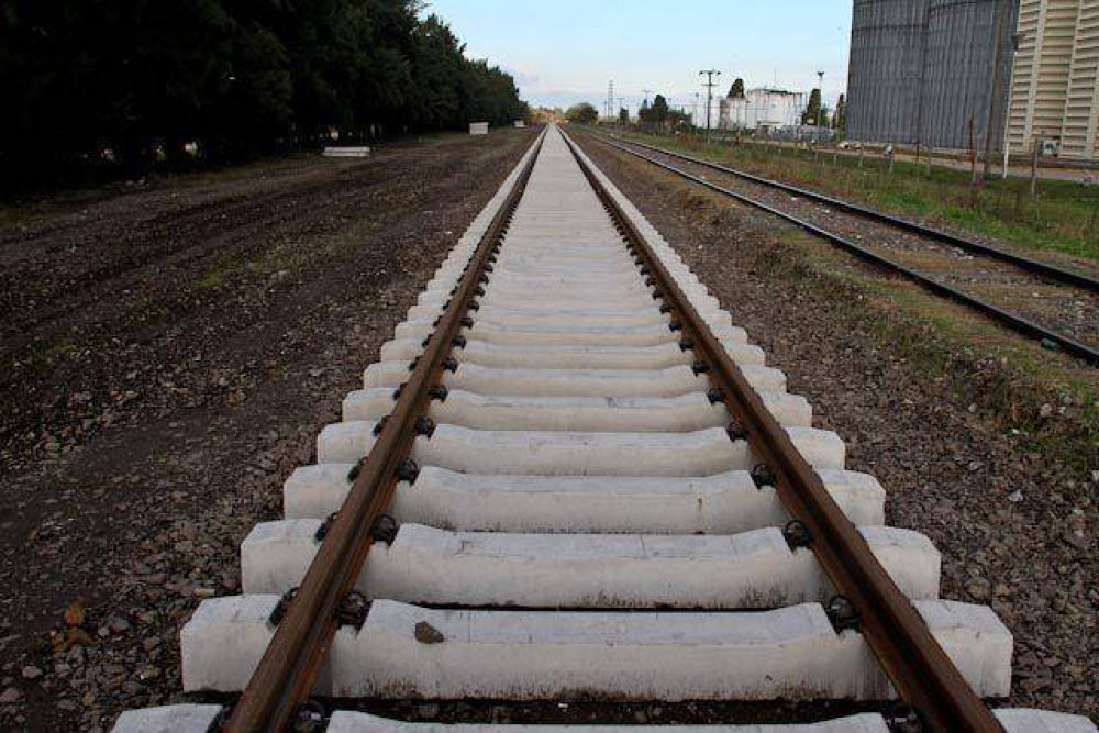 UNA REALIDAD: AVANZAN LAS OBRAS DE RENOVACI�N DE LAS V�AS DEL FERROCARRIL