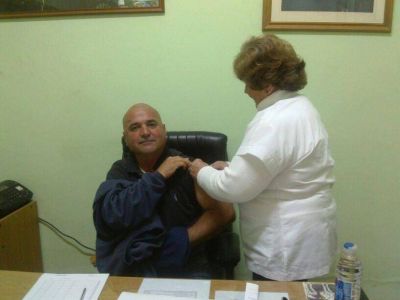 VACUNACI�N ANTIGRIPAL EN LA SEDE DE LA UATRE SAN PEDRO