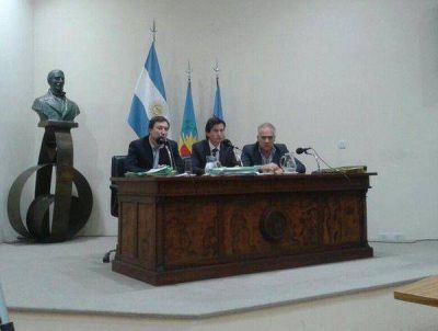 Sorpresiva visita de Bevilacqua al Concejo: pocas respuestas y muchas cr�ticas