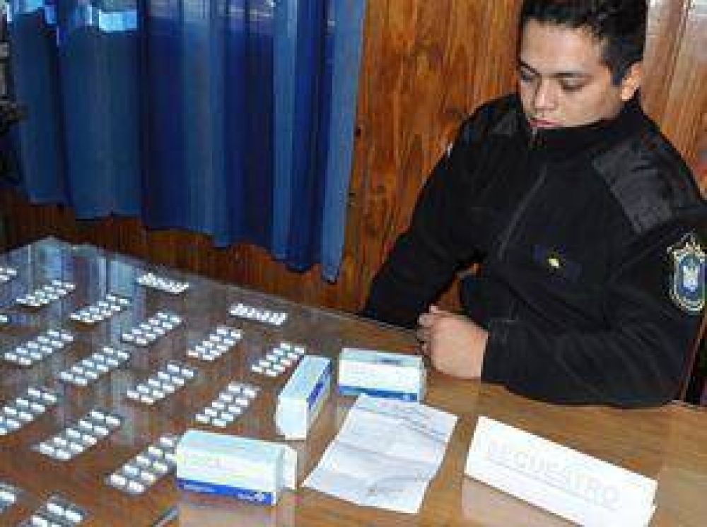 Falsificaban recetas con sellos de m�dico muerto	