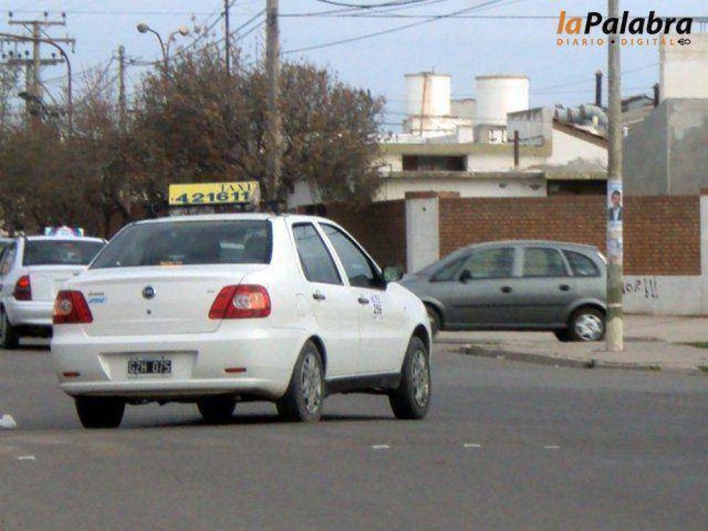 La tarifa de los taxis aumentar�a entre 15% y 20%