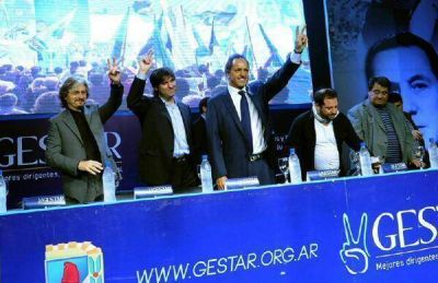 Scioli busca la bendici�n definitiva del kirchnerismo en acto con Bossio y Ottavis