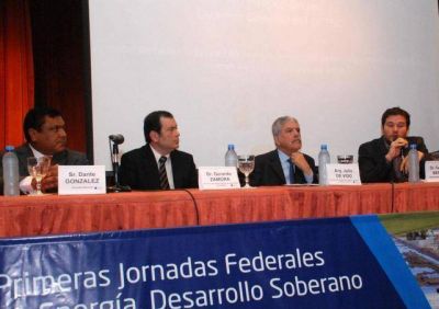 Zamora destac� los alcances del plan energ�tico en todo el pa�s