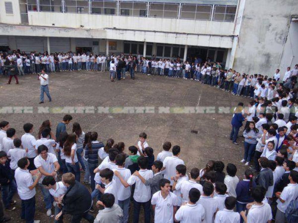 Padres denunciaron presiones a directivo y profesores del ex Colegio Industrial