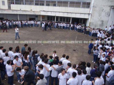 Padres denunciaron presiones a directivo y profesores del ex Colegio Industrial