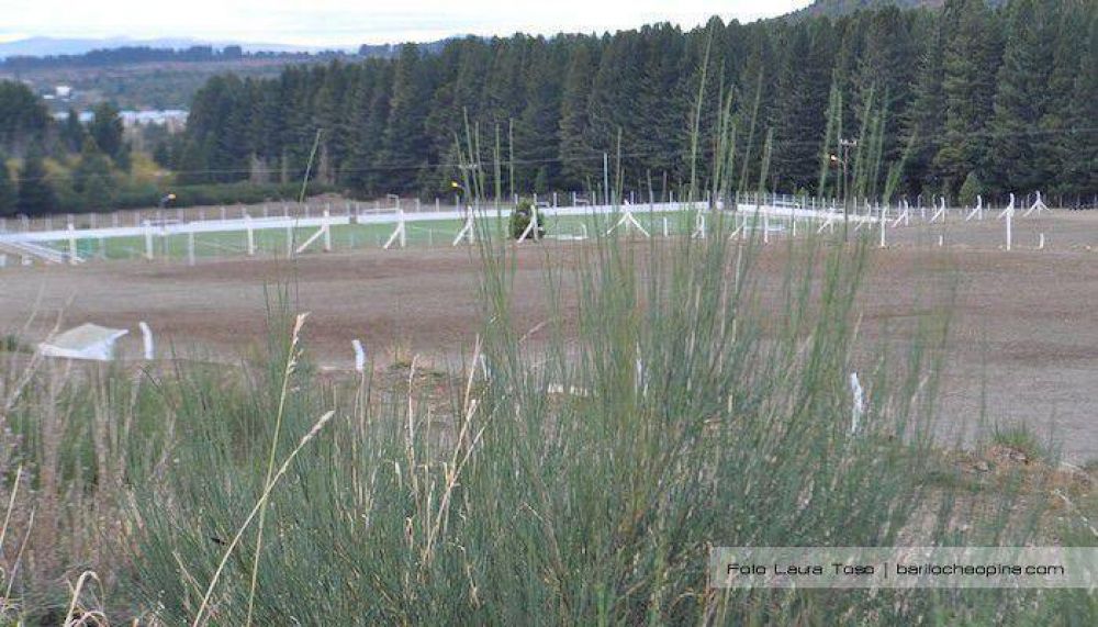 Otorgaron tierras en comodato a la Asociaci�n Club Uni�n Bariloche