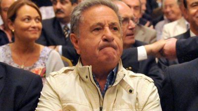 Duhalde pidi� que Massa compita en las primarias del PJ