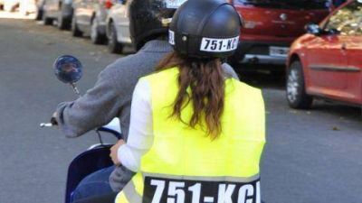 Comienza a regir la nueva normativa para motociclistas