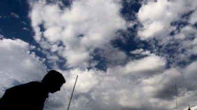 S�bado nublado, pero ya sin lluvias y con temperaturas agradables en la Ciudad