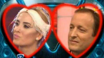 ShowMatch: J�sica Cirio deslumbr� con su ballet ante la atenta mirada de Mart�n Insaurralde