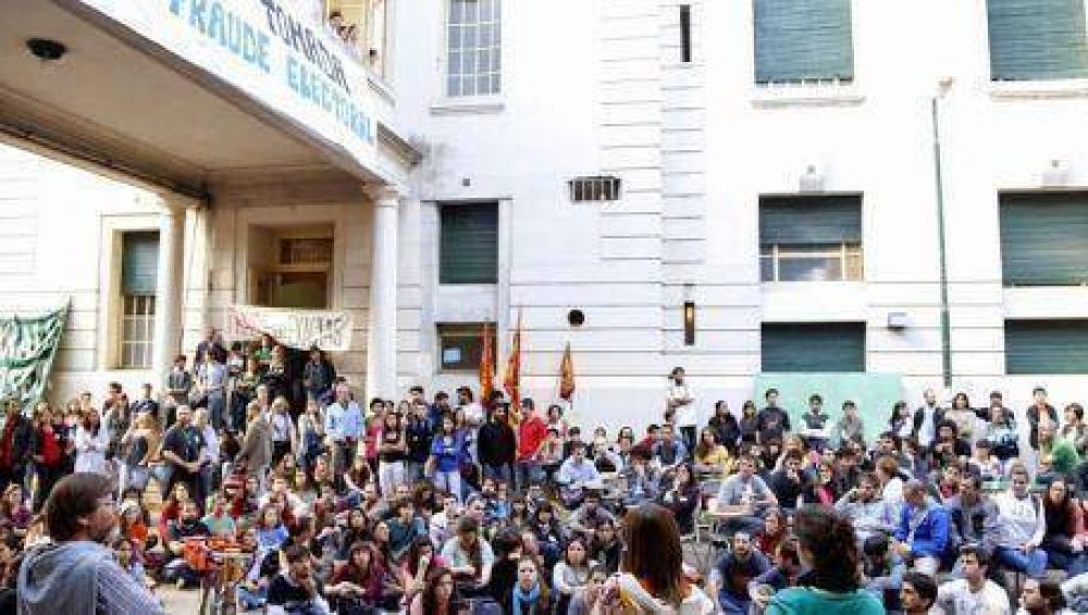 Exactas: intentar�n una coalici�n para saldar la crisis