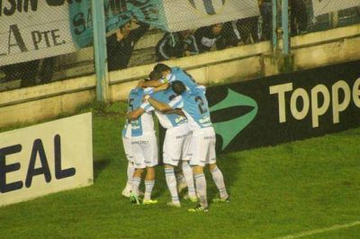 Atl�tico va por m�s