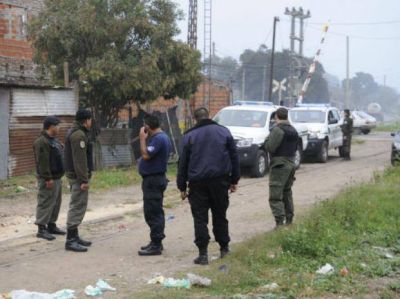 Una patota asesin� a golpes a un joven artesano en Juan Jos� Paso y las v�as