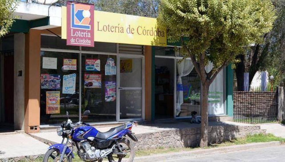 Denuncian a un ganador del Quini 6 por retener la parte del otro apostador